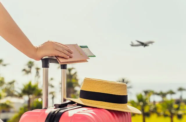How Travel Insurance Protects You Against the Unexpected While Traveling